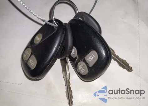 1999 Oldsmobile Cutlass Gls z USA, uszkodzony, nr VIN 1G3NG52M4X6330956